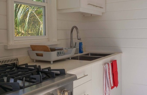 Frigate Bay Cabaña | Coconut Farm Cottage - Cockleshell Beach St. Kitts
