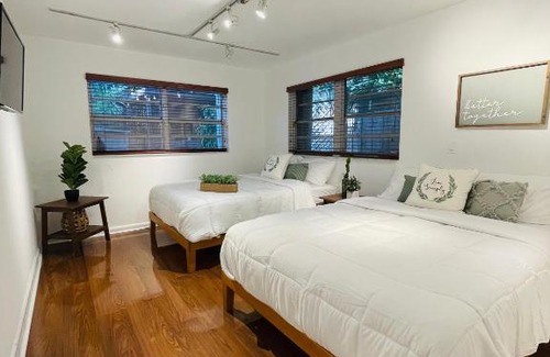 Coconut Grove Casa | Coconut Grove Home POOL Close to Beaches, Restaurants and Bars