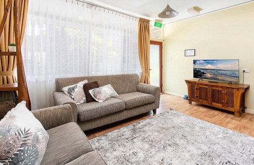 Scarness Apartamento | Coconut Palms Deluxe Two Bedroom Apartment - CoastHM