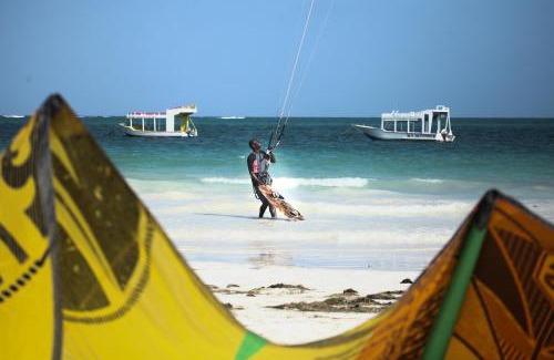 Galu Beach Apartamento | Coconut Village Beach Resort