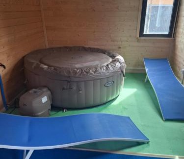 Froidchapelle Otro | Cocoon
