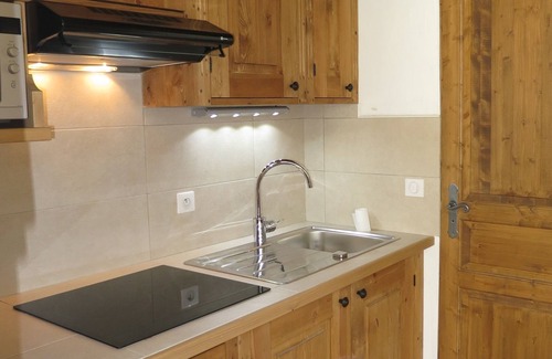 Pralognan-la-Vanoise Apartamento | Capullo en las pistas! Adorable apartamento nuevo en el centro en 2015