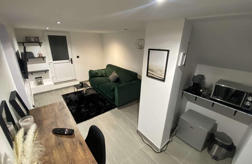 Epinay-sur-Seine Apartamento | Cocooning Time: Jacuzzi and Sauna