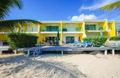 Simpson Bay Apartamento | Cocos Bechfront Breeze