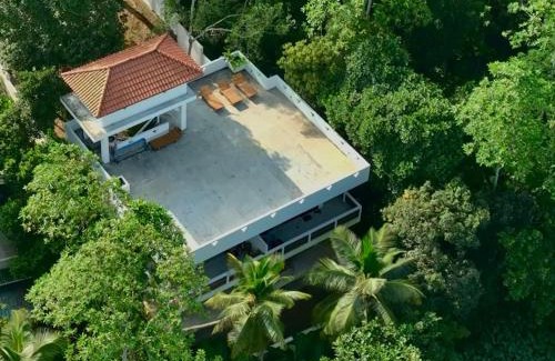 Thiranagama Casa | CoCoSuRf House, Luxury among palms