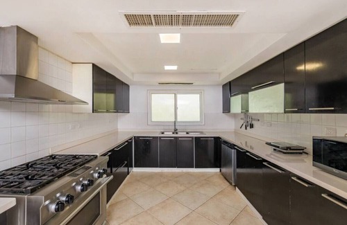 Bavaro Villa | MANSIÓN COCOTAL - 2 VILLAS CON PERSONAL COMPLETO, PISCINAS, JACUZZI, CERCA DE LA PLAYA Y DEL PUEBLO