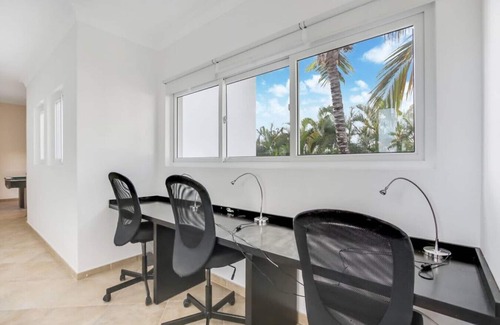 Bavaro Villa | MANSIÓN COCOTAL - 2 VILLAS CON PERSONAL COMPLETO, PISCINAS, JACUZZI, CERCA DE LA PLAYA Y DEL PUEBLO