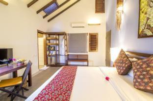 Bitung Cabina | Cocotinos Lembeh a Boutique Dive Lodge