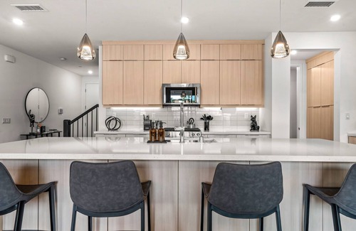 Tahquitz River Estates Casa | Cody's Place - Fantastic Gated Community New Build