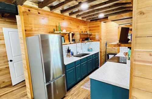 Flour Bluff Cabina | Coen’s Cozy Cabin on the Laguna Madre!