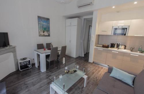Carnot Apartamento | Coeur de Cannes - 5mn Croisette Palais - Terrasse et Parking