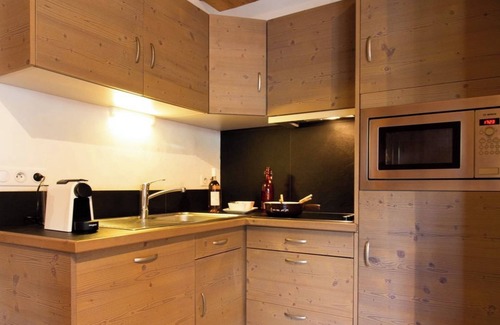 Taninges Cabaña | Encantador apartamento en chalet, piscina interior sauna sala de vapor gimnasio