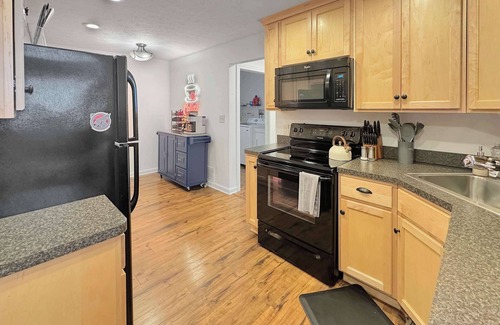 Tremont Casa | Coffee Lover's Paradise - Heart of Tremont