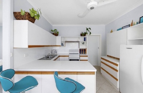 Lake Wangary Casa | 'Coffin Bay Holiday Home"' One Atmosphere close to main jetty and yacht club