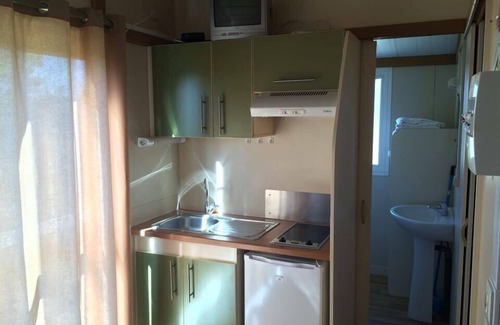 Santo Antonio dos Olivais Alquiler De RV | Coimbra Camping & Bungalows