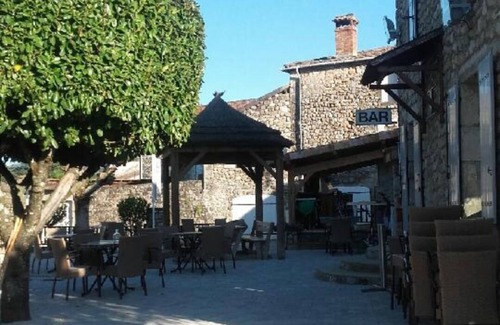Casteljau Casa | Coin de Nature en Ardèche sud Dans un Camping à Taille Humaine