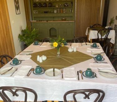 Breaffy South Cama Y Desayuno | Cois Na Tra
