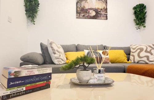 Colchester Casa | Colchester Cosy 3-Bed House, 2 Free parking, Fast WiFi, Pets allowed, City Centre
