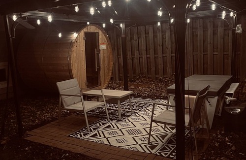 Diamond Lake Casa | Cold plunge and sauna bungalow in SW Minneapolis