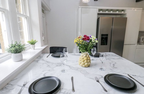 Stanbury Casa | COLD SPRING HOUSE, with a garden in Cullingworth