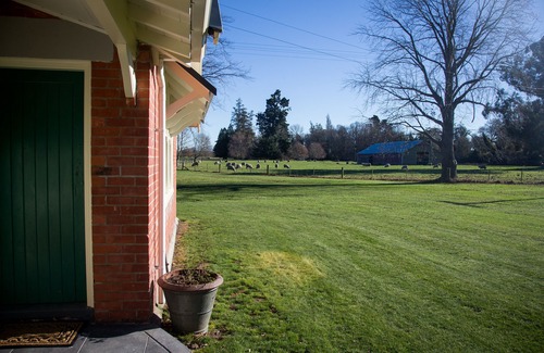 Coldstream Casa | Coldstream Estate - The Whare