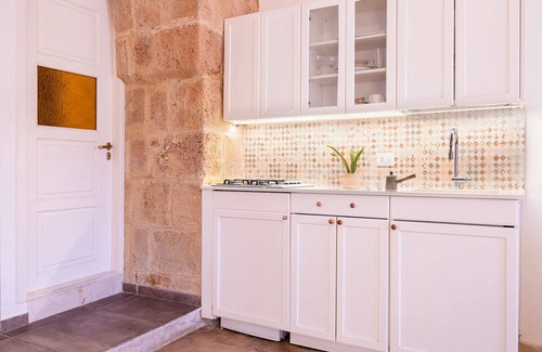 Batroun Apartamento | COLEUS - An authentic spacious studio located next to the sea