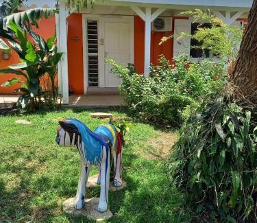 Baie-Mahault Casa | Colibri Garden