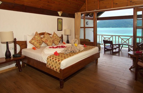 Baie Ste Anne Casa | Colibri Guest House