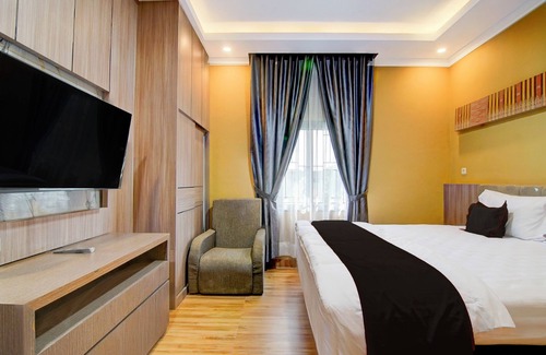 Pekanbaru Hotel | Collection O 94762 Starlight