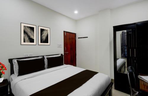 Ibrahimpatan Hotel | Collection O Bongloor Bus Terminal Hyderabad Formerly Nallavolu VMR