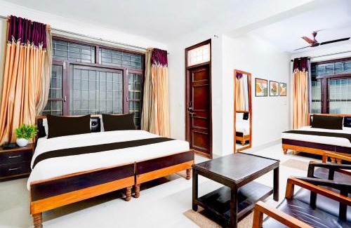 The Mall Road Hotel | Collection O Mall Road Library Chowk