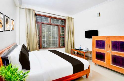 The Mall Road Hotel | Collection O Mall Road Library Chowk