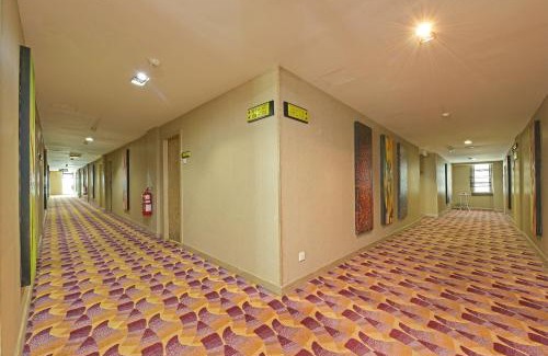 Taman Melaka Raya Hotel | Collection O Melaka Near Dataran Pahlawan Formerly Ideals Hotel
