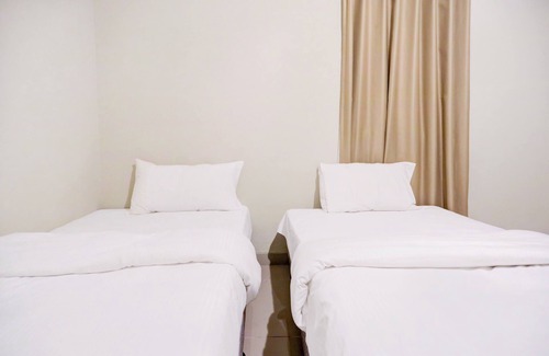 Lubuk Baja Hotel | Collection O Nagoya Near Nagoya Hill Mall Formerly Sedago Inn