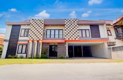 Panjer Hotel | Collection O Near Bali Royal Hospital Renon Formerly JC Boutique Hotel