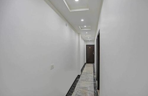 East of Kailash Hotel | Collection O Nirvana Residency