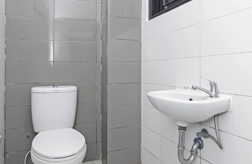 Jakarta Hotel | Collection O Lamaison Residence