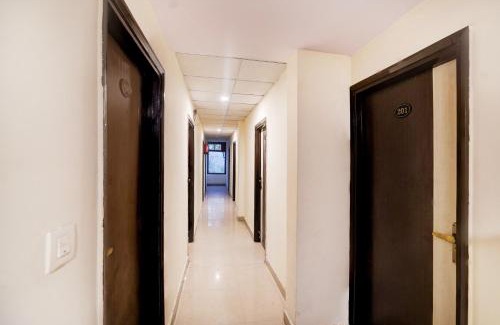 Sindhi Camp Hotel | Collection O Sindhi Camp Bus Stand Formerly Hotel Metro View