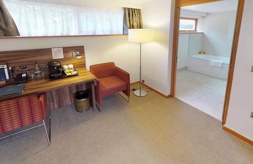 Thorpe Satchville Hotel | College Court