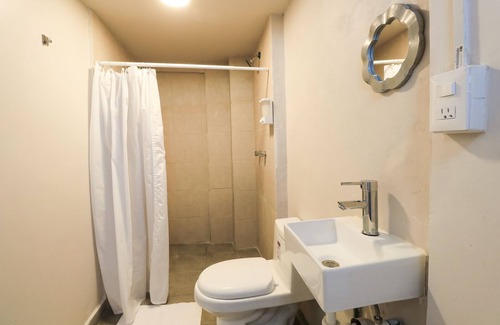 Roma Sur Hotel | Colmena Monterrey