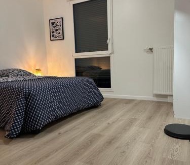 Colombes Apartamento | Colombes - Logement entier 2 chambres - Salon