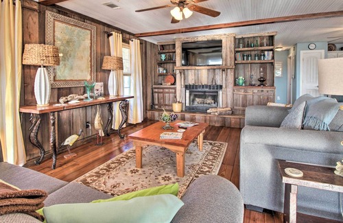 Midway Apartamento | Colonel's Island Apartment w/ Dock!