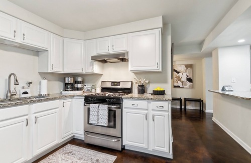 Leonidas Casa | Colonial Getaway in Mid-City NOLA Steps to Trolley & 3Miles to French Quarter