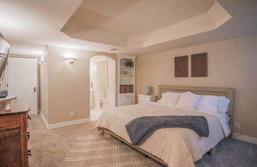 Galloway Casa | Colonial Hideaway Lower Level Private Bedroom