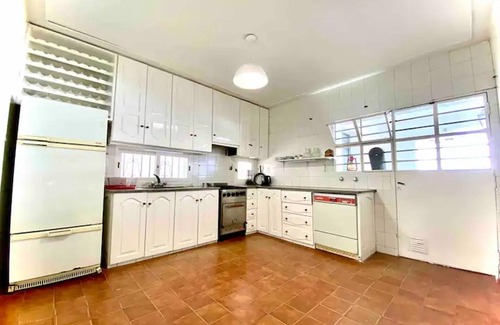 Centro de la ciudad de Mendoza Casa | Casa Colonial en Mendoza! | 12 Personas