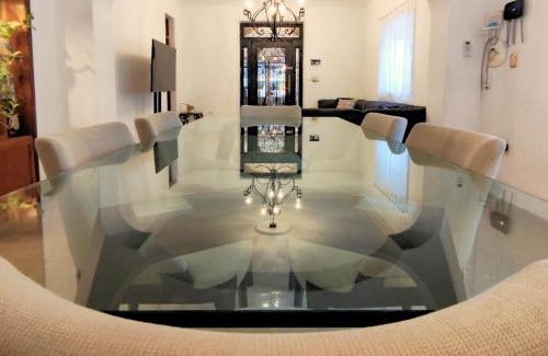 Centro Villa | Colonial Villa in Merida Centro 4BR 3BA Private Pool Near Paseo de Montejo