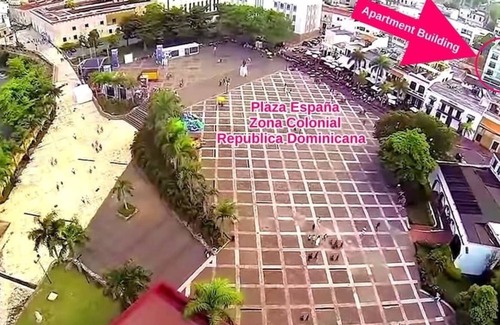 San Anton Apartamento | Colonial Zone 1BR Apt @Plaza España, bright &clean