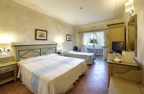 Porto Cervo Hotel | COLONNA RESORT, a Colonna Luxury Beach Hotel, Porto Cervo