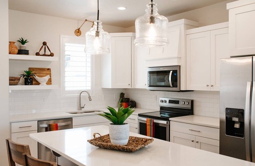 St. George Casa | Color County Southwest Getaway Fit For Adventure! Near Historic St. George and Zion National Park