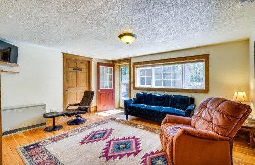 Weston Casa | Colorado Cabin Near Monument Lake!